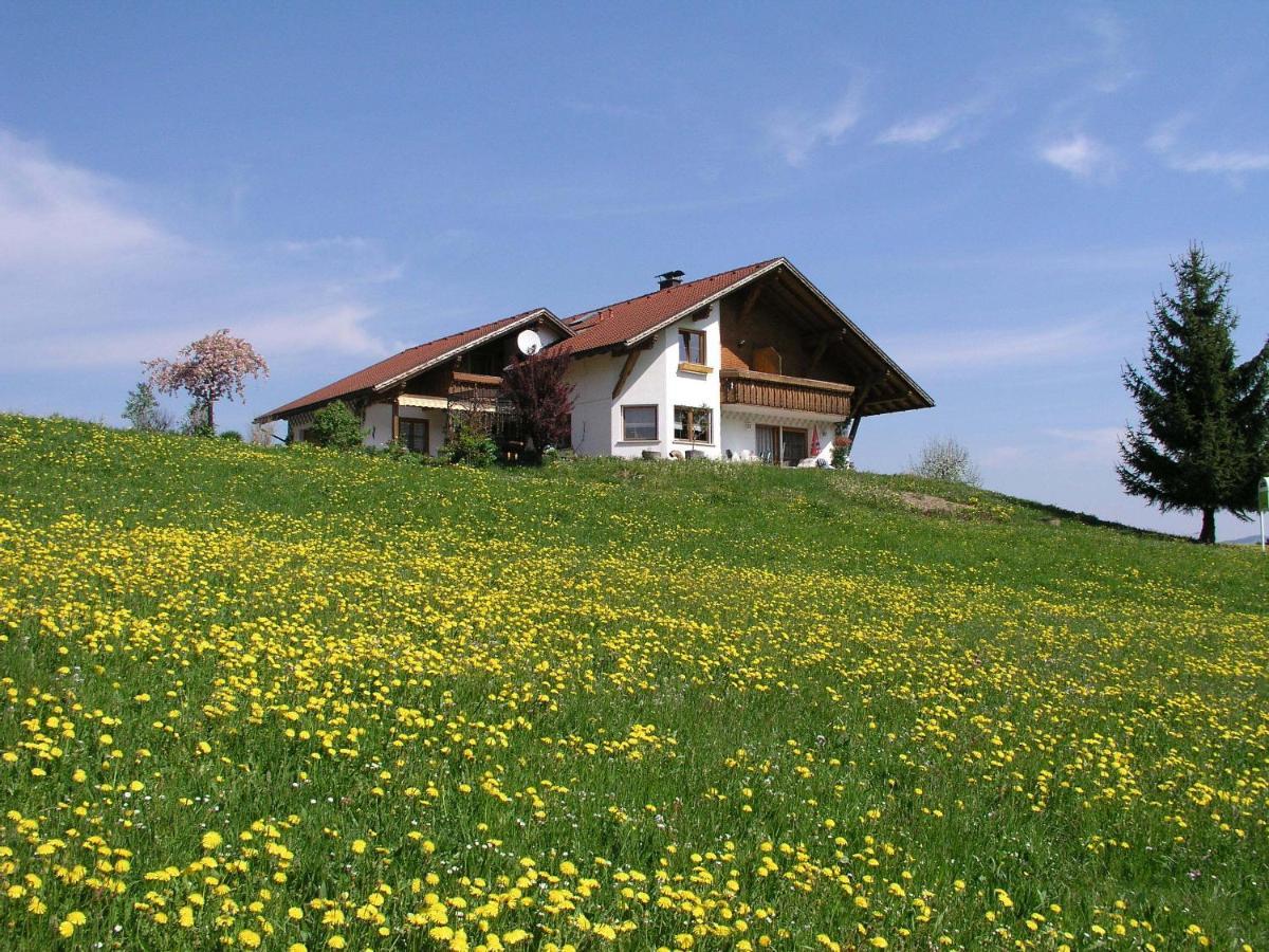 Ferienwohnungen Pension Sonnblick Крумбах Экстерьер фото