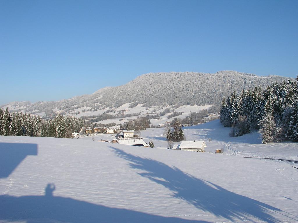 Ferienwohnungen Pension Sonnblick Крумбах Экстерьер фото
