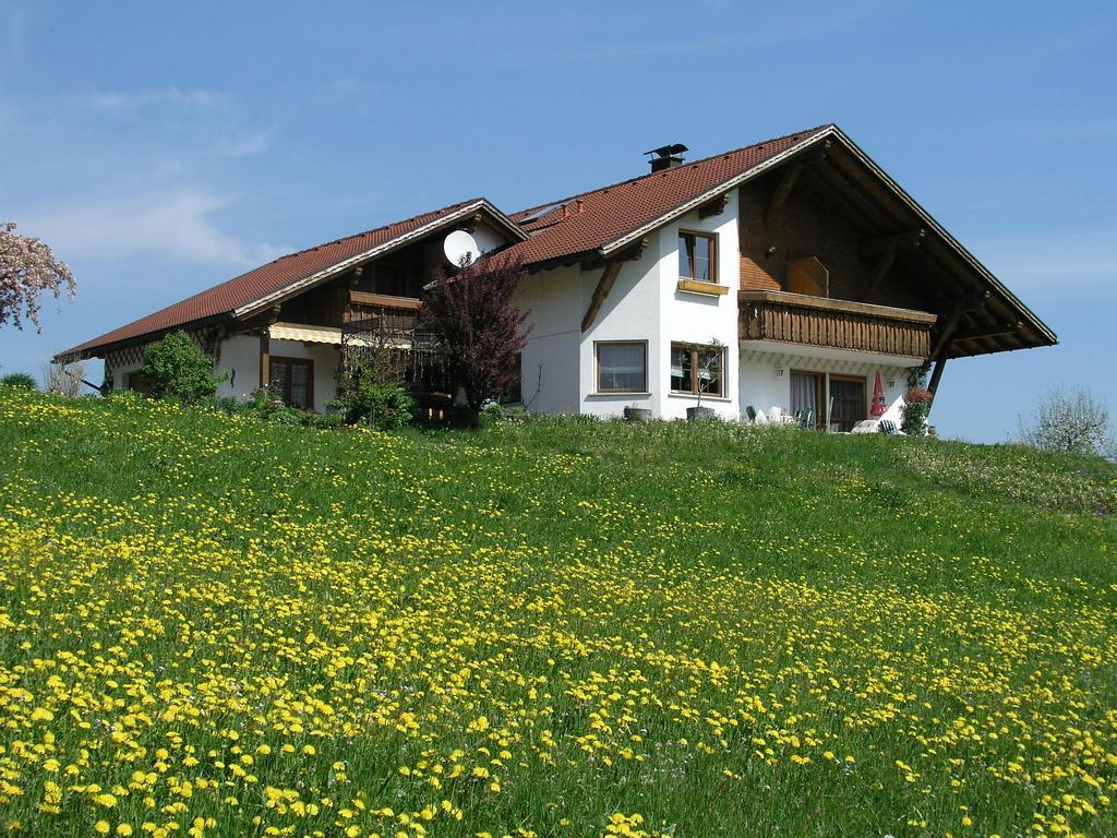 Ferienwohnungen Pension Sonnblick Крумбах Экстерьер фото